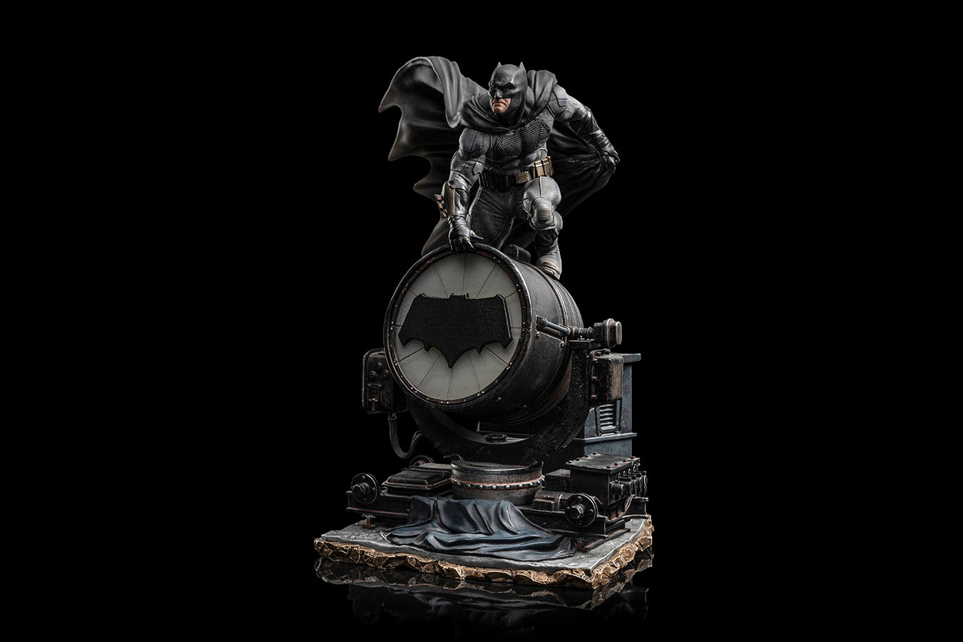 Statue Batman on Batsignal Deluxe - Zack Snyder`s Juistice League - DC Comics - Art Scale 1/10 - Iron Studios
